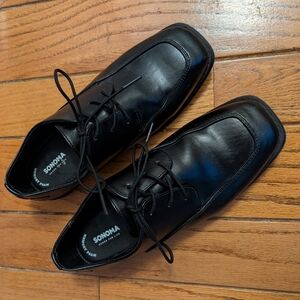 Boys Size 6 Black Dress Shoes